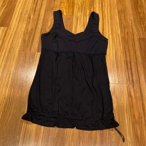 LULULEMON TANK TOP🌸